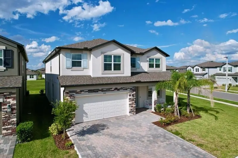 2450 Sunny Pebble Loop, FL