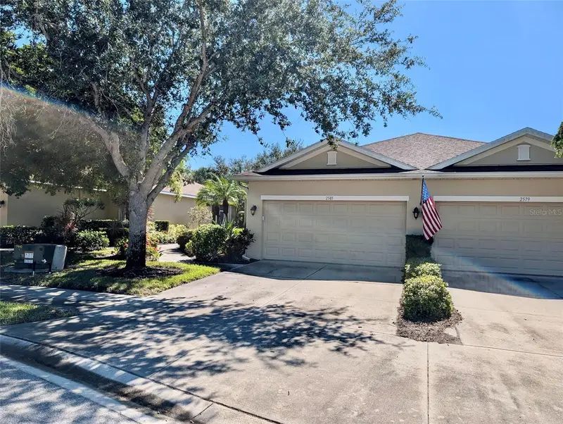 2585 Cortenova Ct, FL