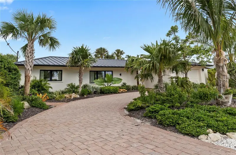 624 Dundee Ln, FL
