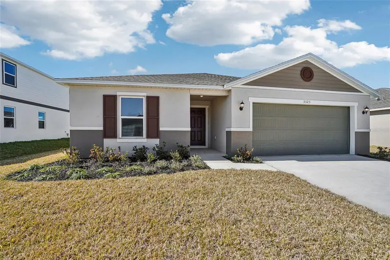 3323 Canberra Pl, FL