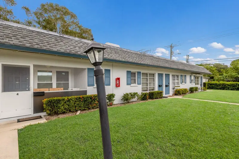 4444 Swift Rd #4, FL