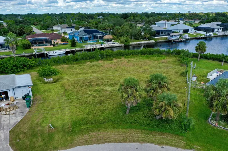 18106 Avonsdale Cir, FL