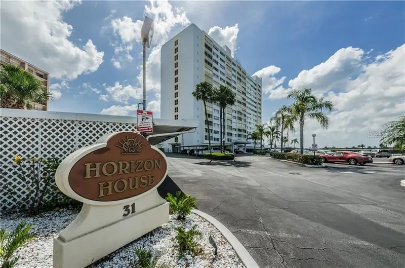 31 Island Way #408, FL
