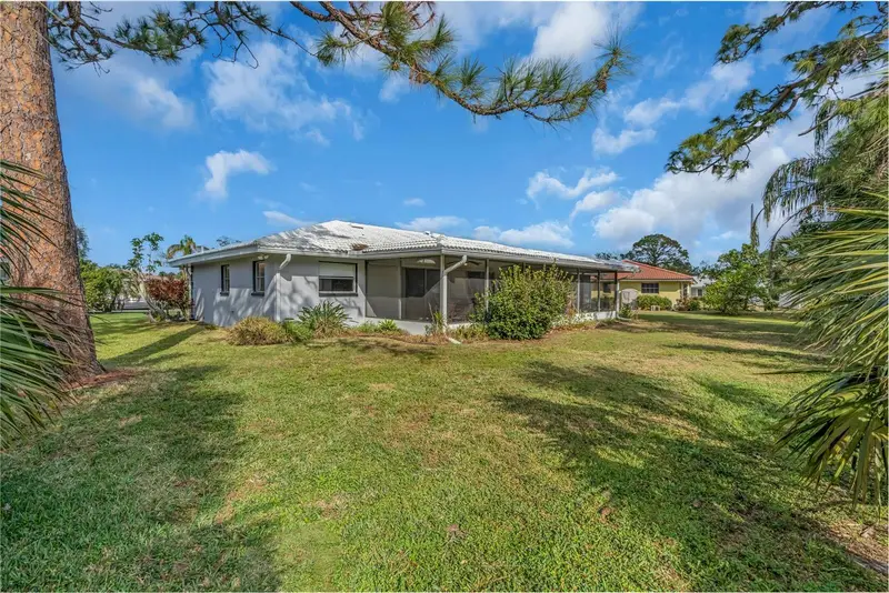 2544 Carlisle Pl, FL
