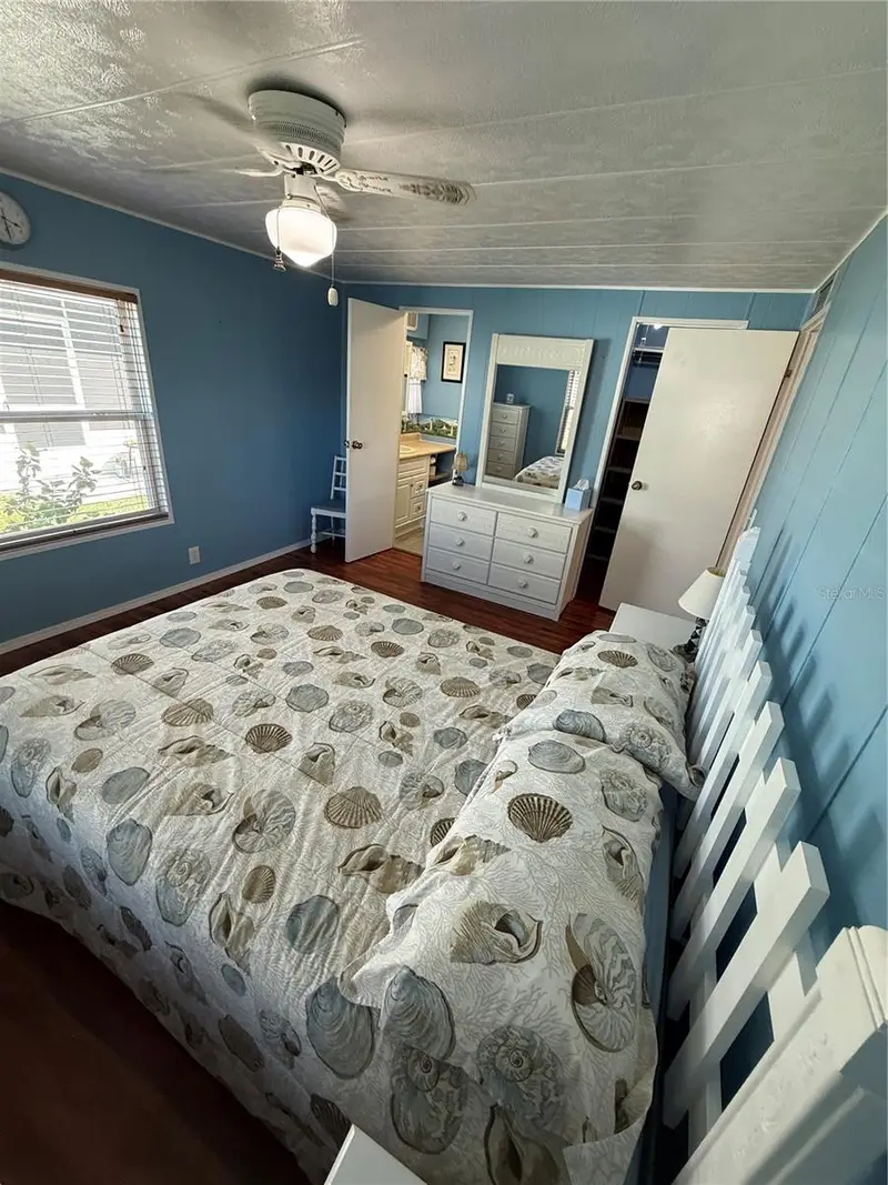 170 Paradise North, FL