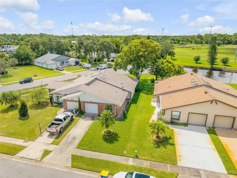 416 Shangri La Cir, FL