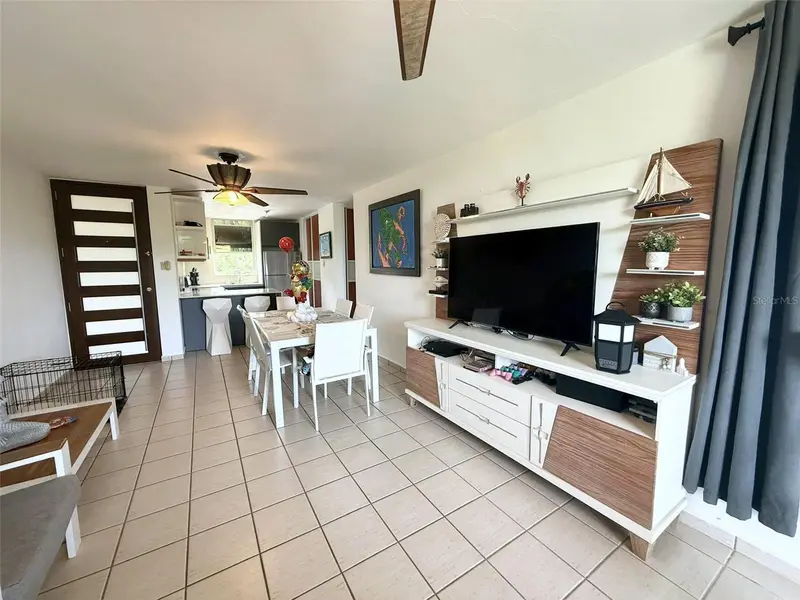 0 Calle Colonia Santa Maria #401, PR