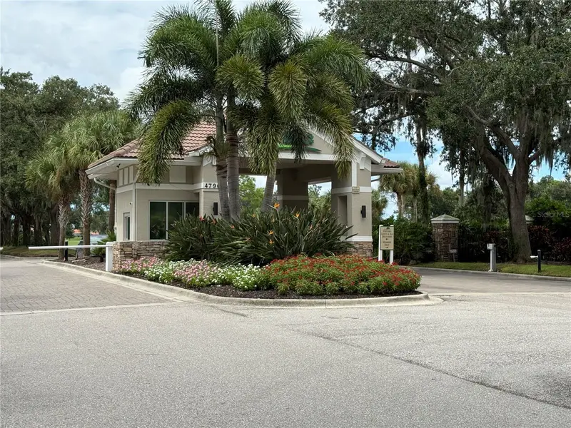 5251 Mahogany Run Ave #524, FL