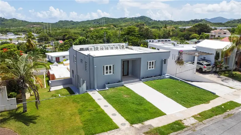 C8 Quintas De Candelero, PR