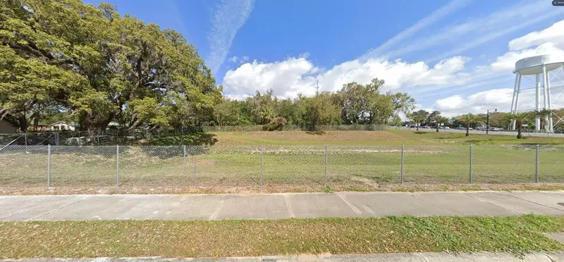 1216 E Main St, FL
