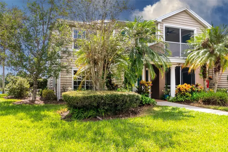 8827 Manor Loop #201, FL