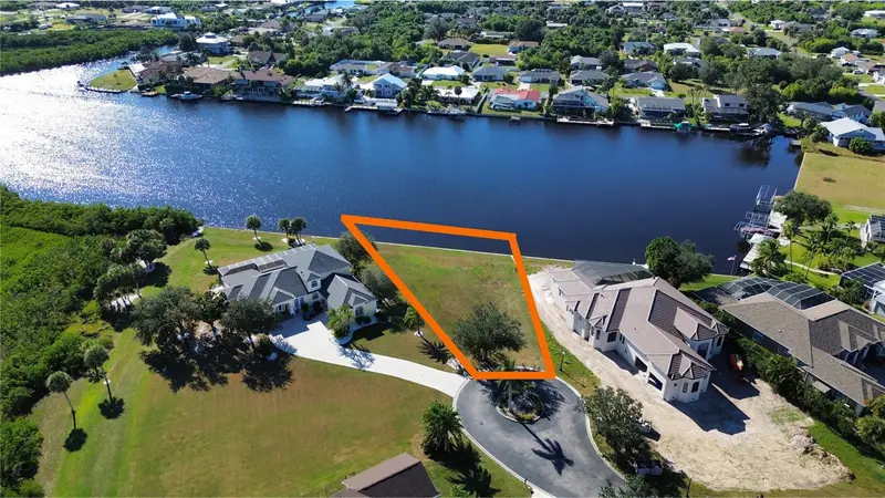 4361 Point Ct, FL