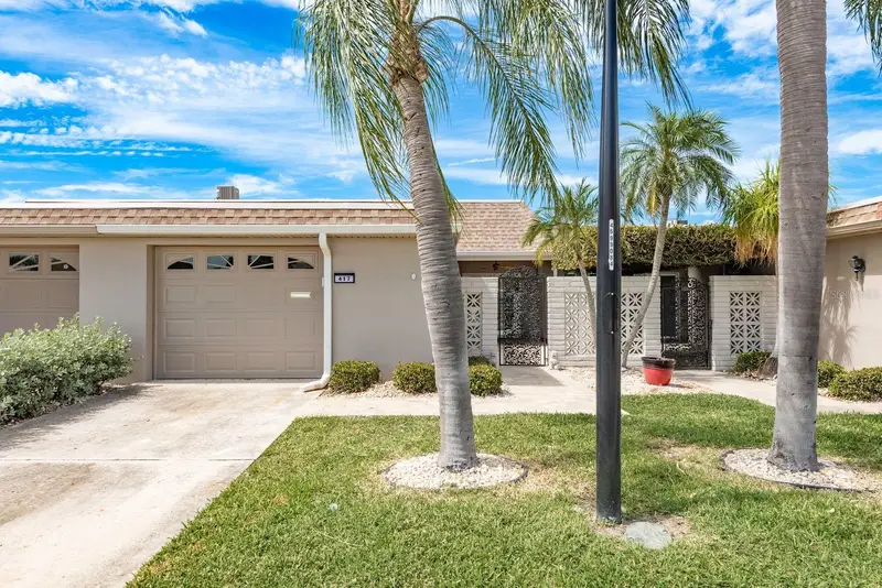417 E Boca Ciega Point Blvd N #417, FL