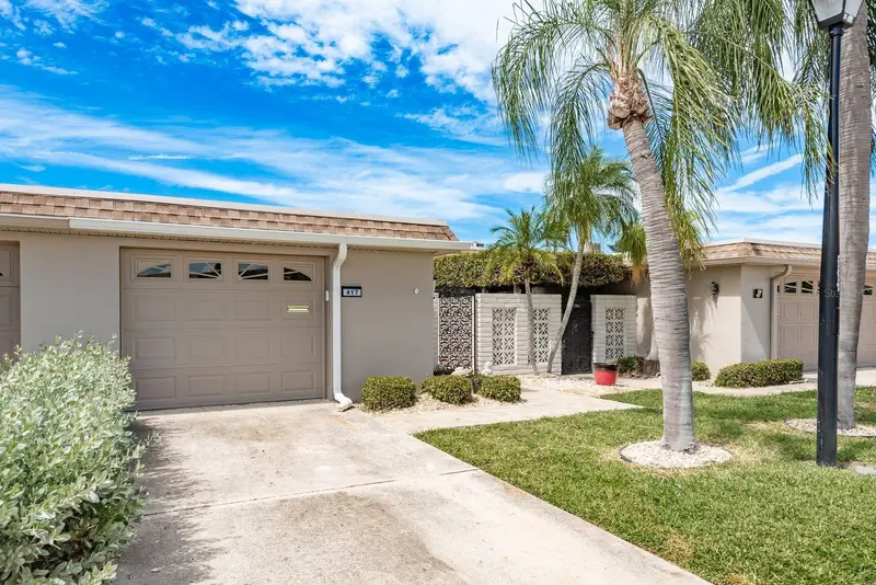 417 E Boca Ciega Point Blvd N #417, FL