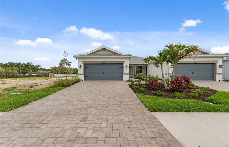 1596 Tavira Pl, FL
