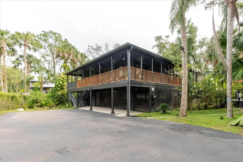 8304 Revels Rd, FL