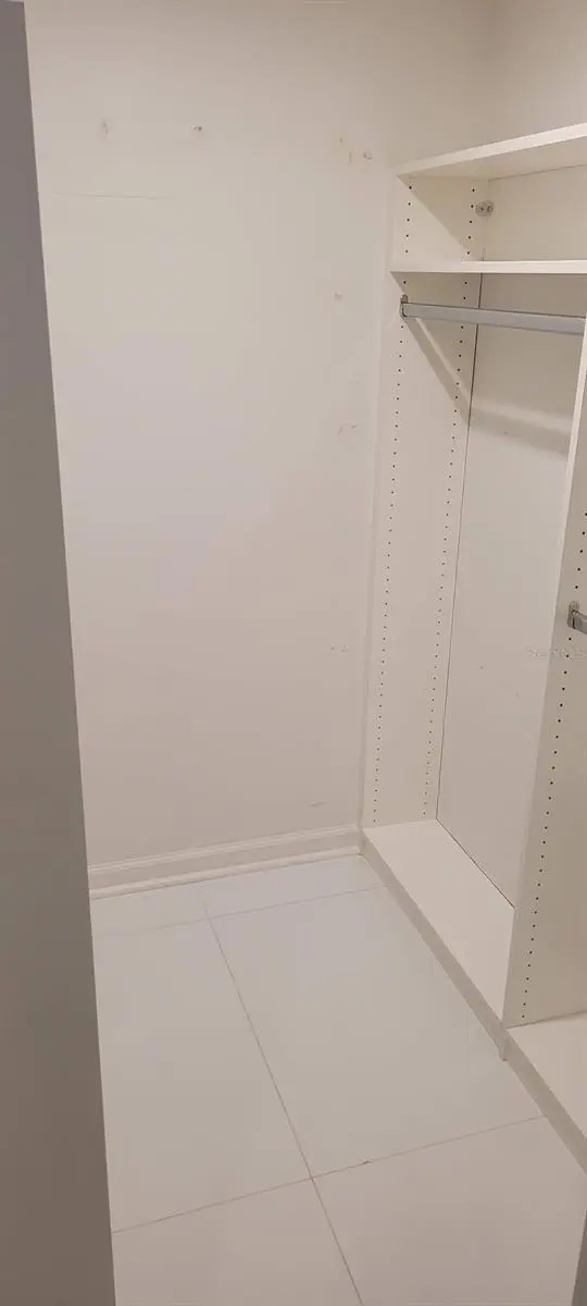 530 E Central Blvd #1802, FL