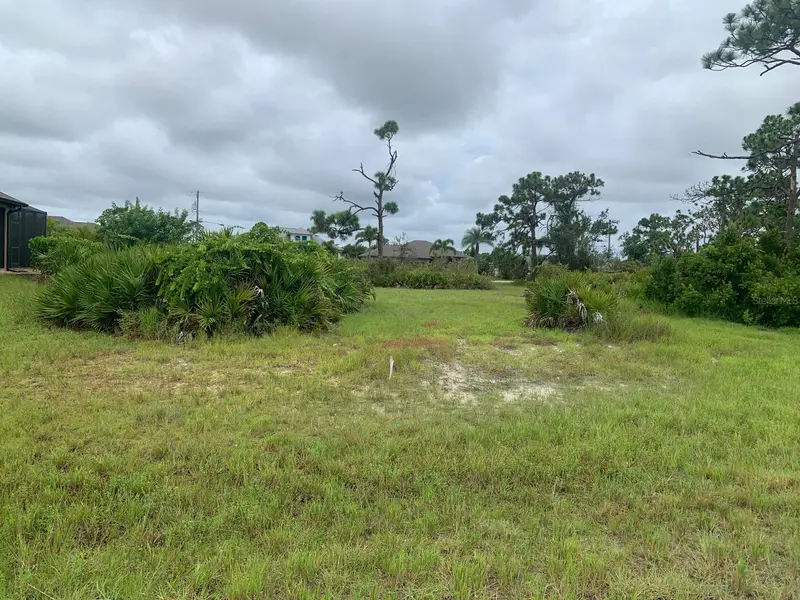 6 Aft Ct, FL