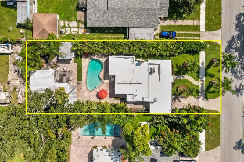 219 N Missouri Ave, FL