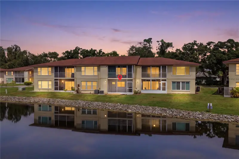 4444 Narraganset Trl #96, FL