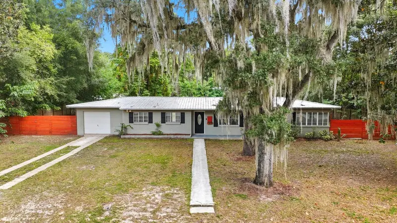 130 Sw Peach St, FL
