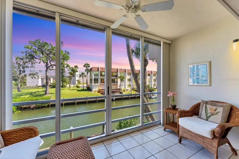 240 Santa Maria St #224, FL