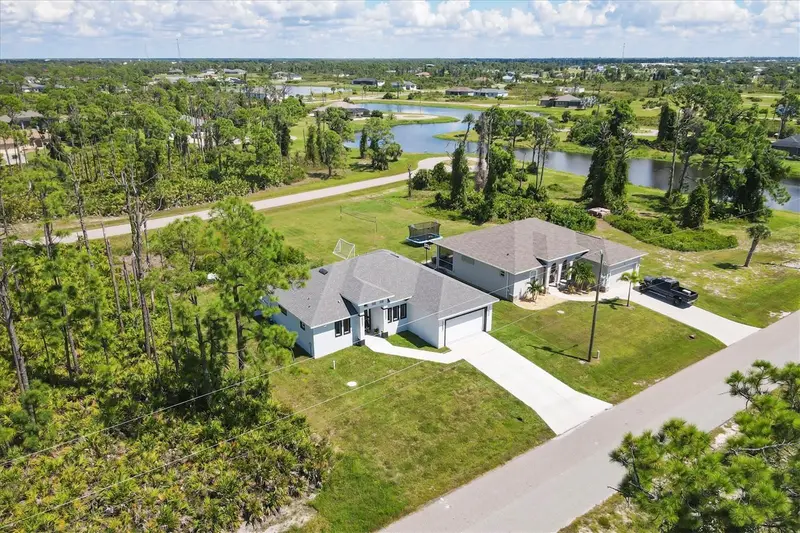 10 Mast Dr, FL