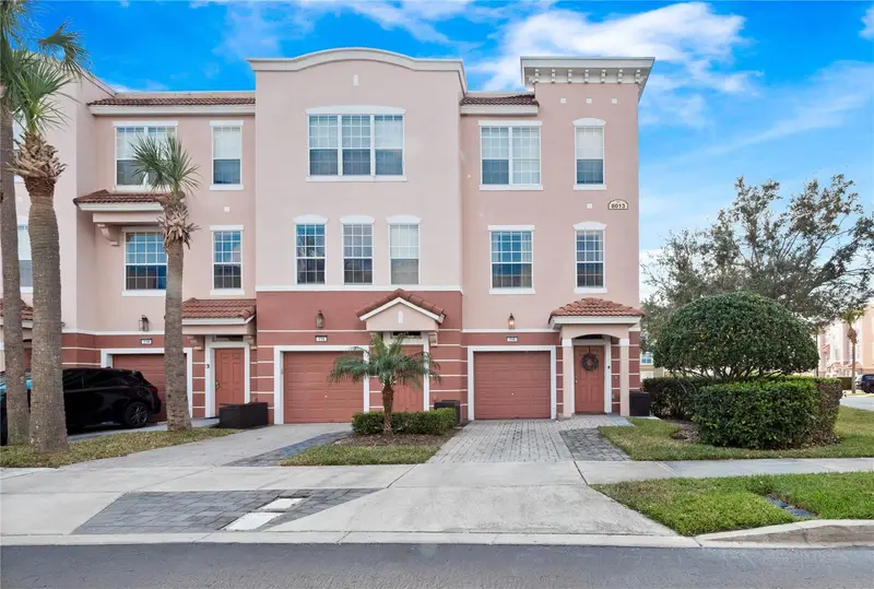 8013 Cool Breeze Dr #116, FL