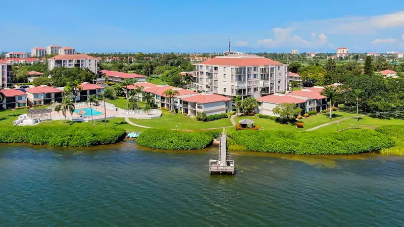 6218 Palma Del Mar Blvd S #606, FL