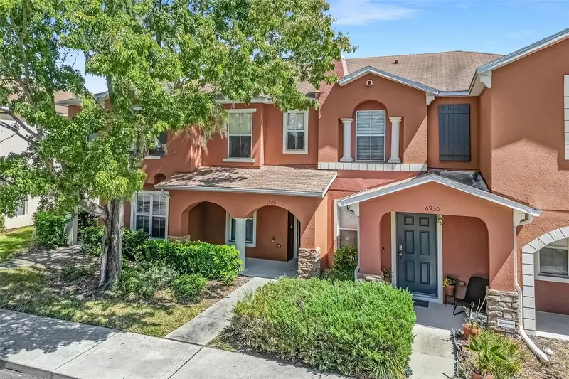 6928 Hawthorne Trace Lane, FL