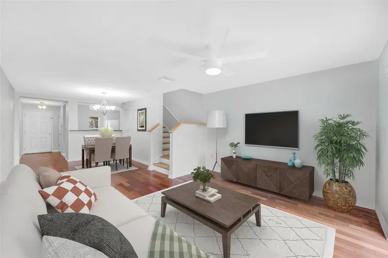 6928 Hawthorne Trace Lane, FL