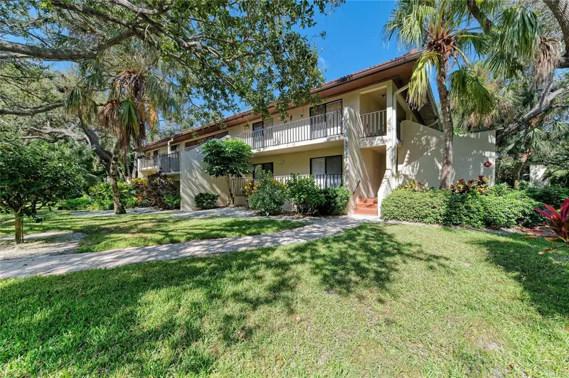 3902 Mourning Dove Dr #235, FL