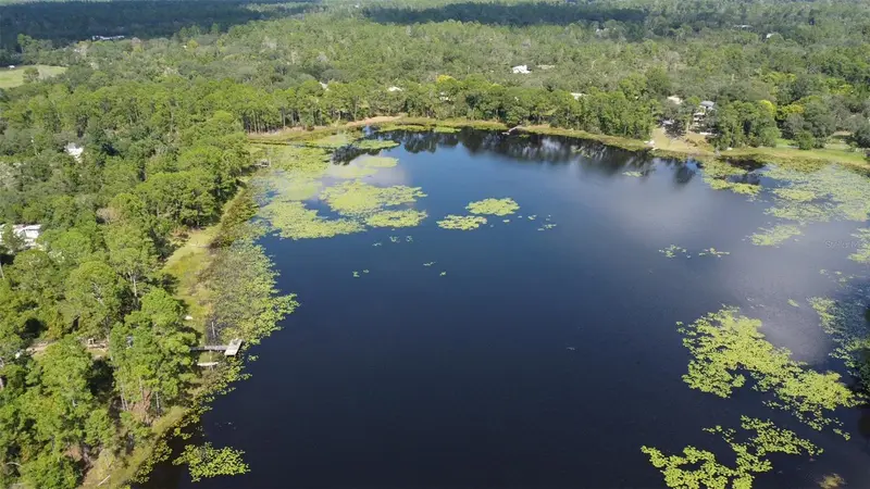 W Lake Rd, FL