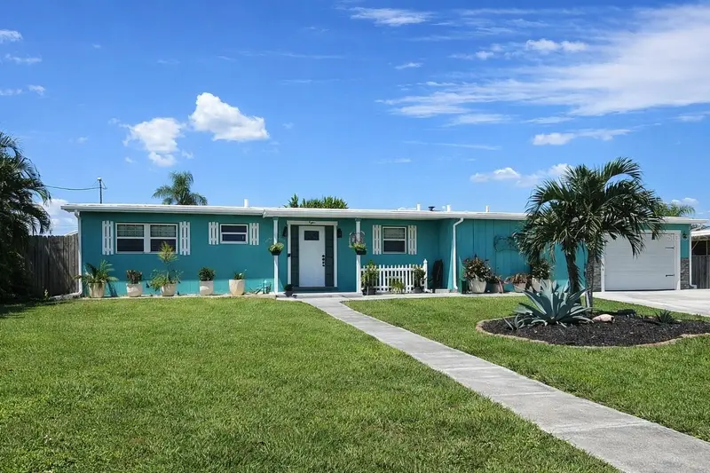 6480 Angle Pl, FL