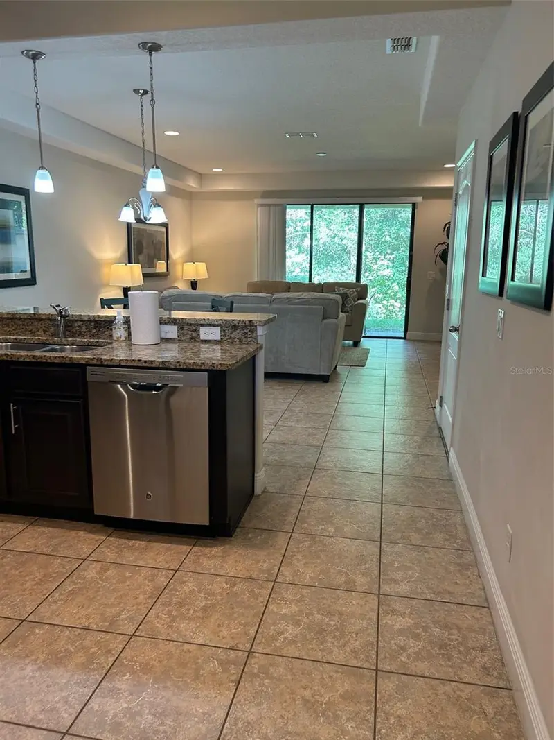 8135 Roseville Blvd, FL