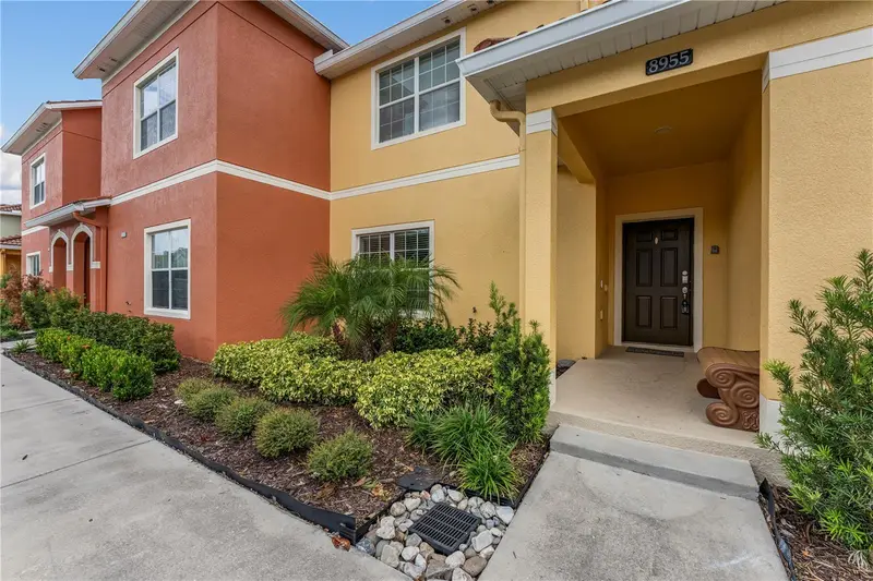 8955 Bismarck Palm Rd, FL