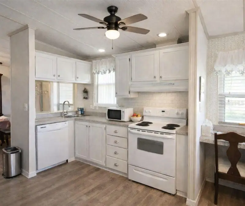 145 Jana Cir, FL