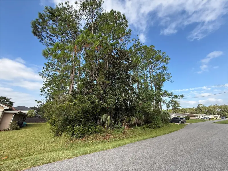 19 Lindberg Ln, FL