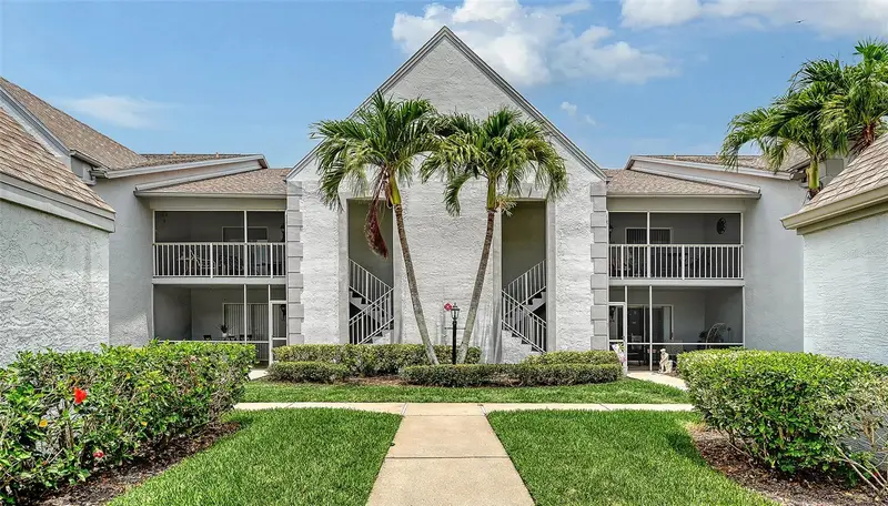 6611 Stone River Rd #103, FL