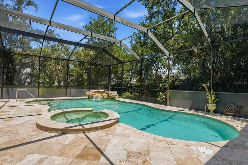 777 Cattail Ct Ne, FL