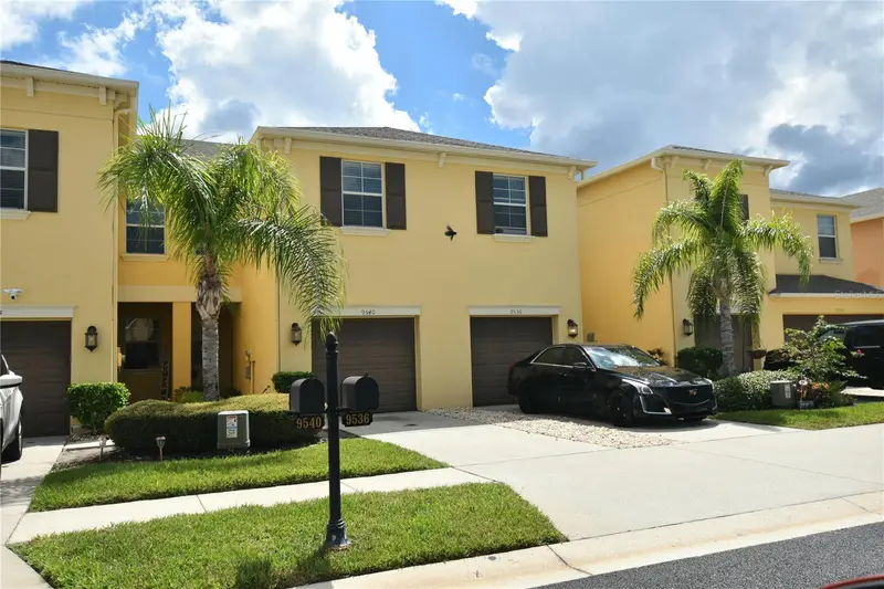 9540 Trumpet Vine Loop, FL