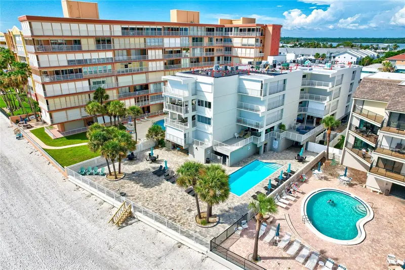 16332 Gulf Blvd #1c, FL