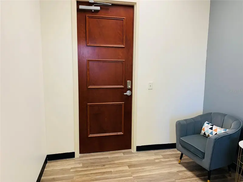 7065 Westpointe Blvd #320, FL