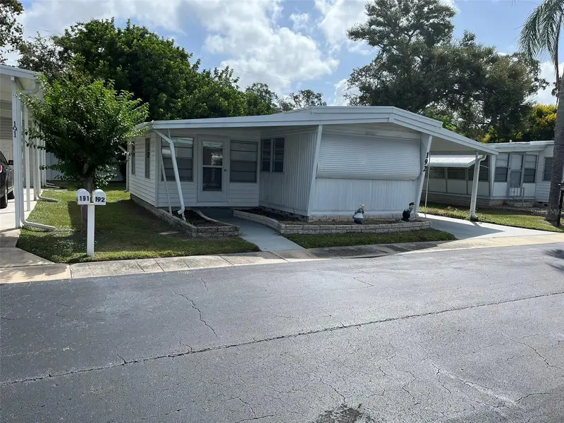1040 Main St #192, FL