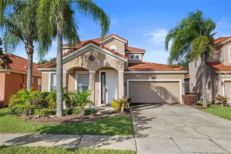 410 Las Fuentes Dr, FL