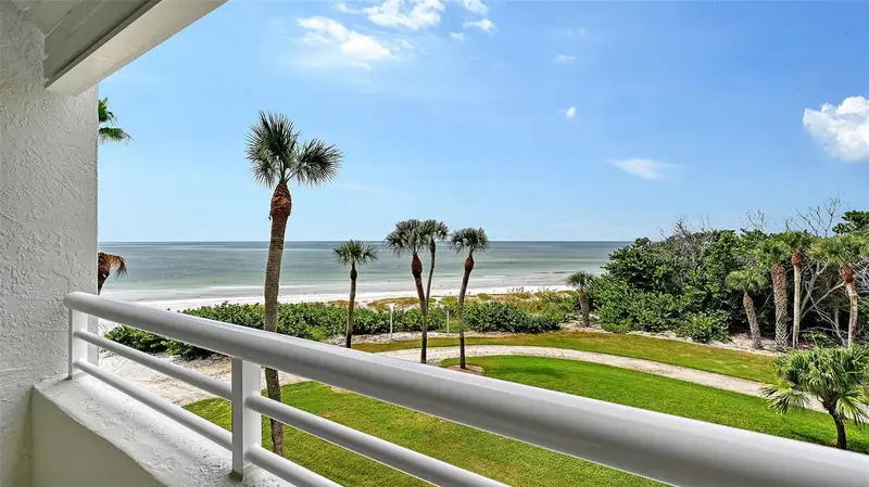 240 Sands Point Rd #4205, FL