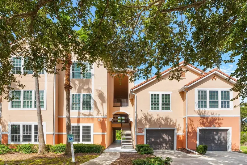 4106 Central Sarasota Pkwy #1015, FL