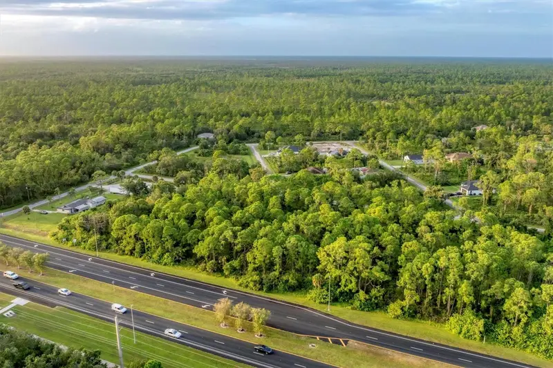 11201 Tamiami Trl S, FL