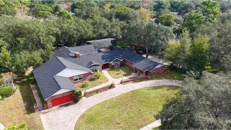Sweetwater Oaks listing