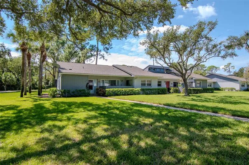 260 Balsam Dr, FL